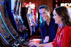 Permainan Roulette Evolution Gaming dengan statistik dan riwayat putaran di layar kapten mpo